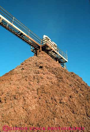Stock Photo #6709: keywords - agriculture california cotton crop crops farm farming farms grow growing growth pile plant plants process processing product vert waste