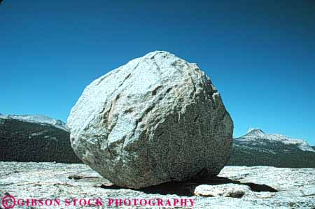 Stock Photo #7148: keywords -  boulder california circle circular earth environment erratic form geologic geological geology glacier granite horz igneous national nature park physical rock roundn science sphere spheres spherical transported yosemite