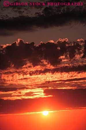 Stock Photo #7317: keywords -  abstract abstraction abstracts climate cloud clouds dawn dusk mood moody nature orange sky sun sunrise sunset vert warm weather