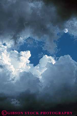 Stock Photo #6977: keywords -  atmosphere atmospheric climate clouds condensate condensation condense condensed condensing cool cooling cumulus environment float floating floats fog moisture nature sky skyward suspend suspended vapor vert water weather