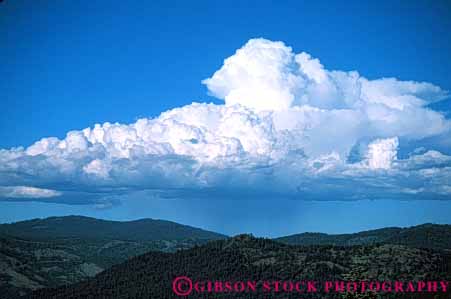 Stock Photo #6987: keywords -  atmosphere atmospheric climate cloud clouds condensate condensation condense condensed condensing cool cooling dark environment float floating floats fog horz moisture mood moody nature oregon rain raining rains shower showers sky skyward storm storms stormy suspend suspended thunder thundercloud vapor water weather