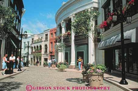 Stock Photo #8372: keywords -  angeles beverly california exclusive hills horz los mall plaza rodeo scale shop shoppers shopping shops store stores street up via