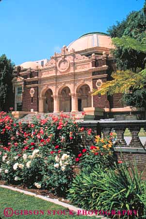 Stock Photo #8457: keywords -  angeles arch arches architecture blossoming blossoms building column columns design dome exposition flower flowering flowers garden gardens history los museum museums natural old park pillar pillars pink rose roses vert