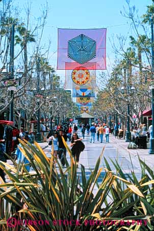 Stock Photo #9838: keywords - beach beaches boulevard california coast coastal mall malls monica pedestrian plaza plazas santa seashore shop shopper shopping shore shoreline street streets third vert