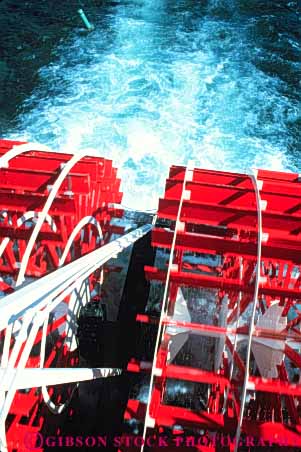 Stock Photo #9572: keywords - alpine boat california clean clear destination freshwater lake lakes mountains of paddle paddles paddlewheel power propel propels propulsion push queen rotate rotates rotating sierra summer tahoe tour travel vert wake water