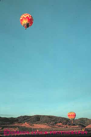 Stock Photo #10026: keywords -  air attraction balloon balloons california elevate elevated flight float fly flying hot napa over recreation see sight sport tour tourist tours valley vert vineyards