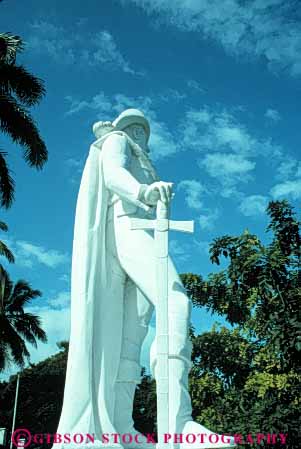 Stock Photo #10225: keywords -  bahamas caribbean columbus destination destinations nassau resort resorts sculpture statue statues sunny sunshine travel tropic tropical tropics vacation vert warm