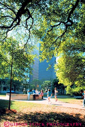 Stock Photo #11876: keywords -  adolescent adolescents class classes downtown elementary field group groups houston middle municipal open park parks public sam school space students summer sunny sunshine texas trip urban vert warm