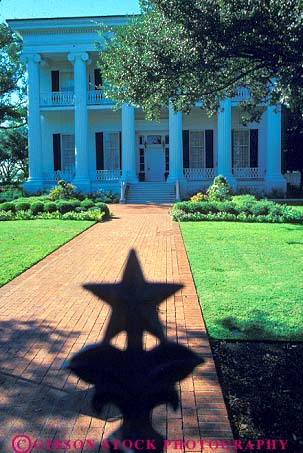 Stock Photo #11428: keywords - architecture austin building capitol capitols government governor governors home house legislative legislature mansion political politics seat star state texas vert