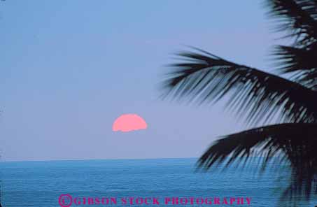 Stock Photo #13151: keywords -  big dark dawn dusk evening hawaii hawaiian horizon horizons horz island landscape natural nature ocean scenery scenic sea seascape sunrise sunrises sunset sunsets tropical