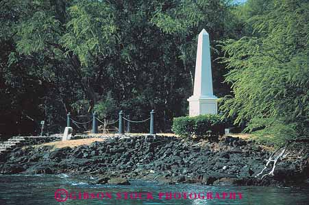 Stock Photo #13186: keywords - bay big captain cook hawaii hawaiian historic horz island islands kealakekua monument monuments obelisk obelisks point pointed shape shapes site sites tall tower tropical white