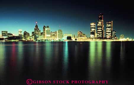 Stock Photo #7591: keywords -  america american architecture building buildings business center cities city cityscape cityscapes detroit downtown horz lighting lights michigan modern new night office reflect reflection reflects river skyline skylines urban usa