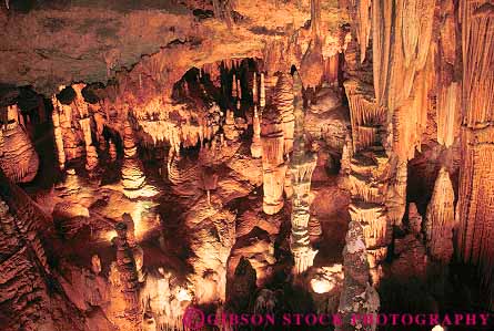 Stock Photo #13304: keywords -  cave cavern caverns caves dissolution dissolve dissolved dissolves dripstone eroded erodes eroding erosion formation formations geologic geological geology horz limestone luray nature virginia