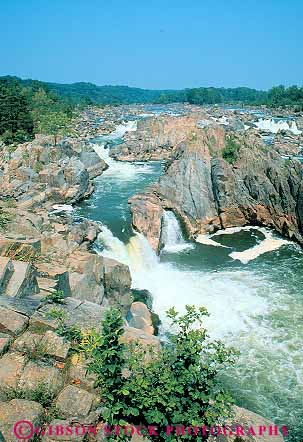 Stock Photo #13339: keywords -  eroded eroding erosion falls great landscape natural nature park potomac rapid rapids river rivers rock rocky scenery scenic turbulence turbulent vert virginia water waterfalls