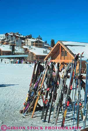 Stock Photo #9710: keywords -  area deer downhill equipment lodge lodges park people recreation resort resorts season ski skier skiers skiing skis snow sport sports utah valley vert winter