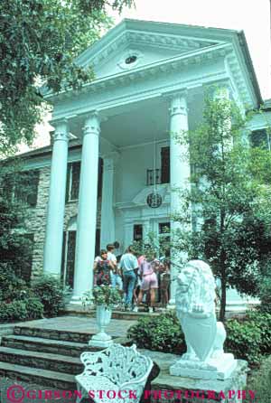 Stock Photo #10359: keywords -  elvis graceland group groups home house memorial memphis museum museums presley site tennessee tour vert