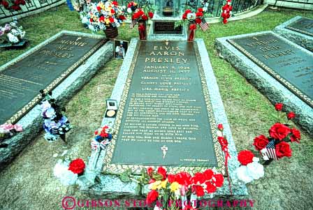 Stock Photo #10363: keywords -  elvis family graceland grave graves home horz house memorial memphis museum museums plot presley site tennessee