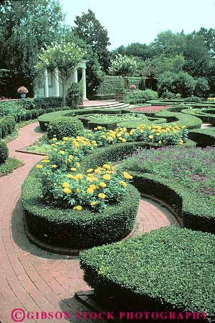 Stock Photo #14051: keywords - american bern carolina curve curves curving design garden gardens hedge historic history landscape landscaped living museum museums new north old palace pattern round rounded site sites style tradition traditional tryon vert victorian vintage