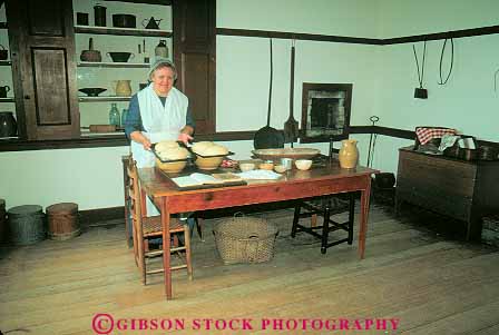 Stock Photo #14096: keywords -  attraction baker bakery baking communities community costume costumed dressed era heritage hill historic history horz kentucky kitchen kitchens living museum museums old pleasant portray portrays reenact reenacting reenactment religion religious settlement settlements shaker tourist town towns tradition traditional travelers village villages vintage woman