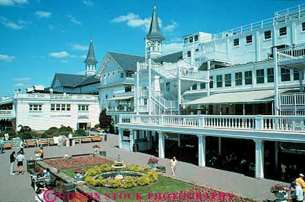 Stock Photo #14144: keywords -  animal animals architecture bet bets betters betting building churchill clubhouse course courses downs gamble gambling horse horses horz jockey jockeys kentucky landmark louisville mammal mammals ornate paint painted people race racer racers races racing track tracks white