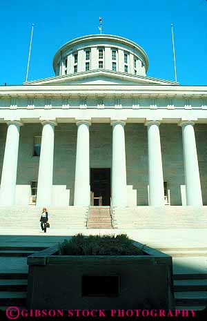 Stock Photo #12149: keywords -  architecture building capitol capitols columbus column columns government greek house houses legislature ohio pillar pillars public state stone vert white
