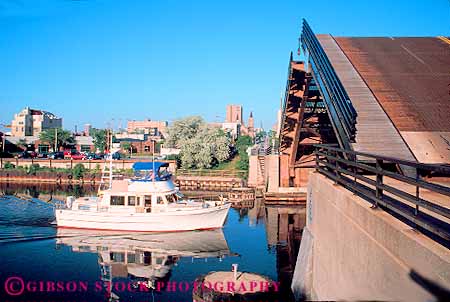 Stock Photo #11362: keywords - boat boating boats bridge bridges drawbridge drawbridges for horz lift lifting lifts milwaukee navigate navigating navigation open opening opens river rivers wisconsin