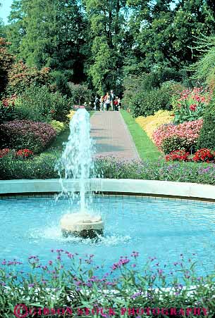 Stock Photo #14243: keywords -  attraction botanical estate estates family fountain fountains garden gardens landscape landscaped longwood near pennsylvania public tourist vert water