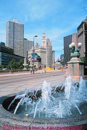 Stock Photo #9004: keywords -  chicago cities city downtown drive fountain illinois street streets streetscape urban vert wacker water