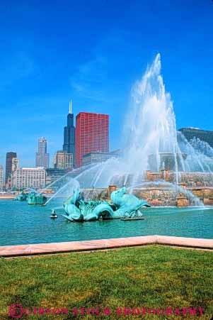 Stock Photo #9024: keywords - buckingham chicago display downtown fountain illinois skyline skylines spray urban vert water