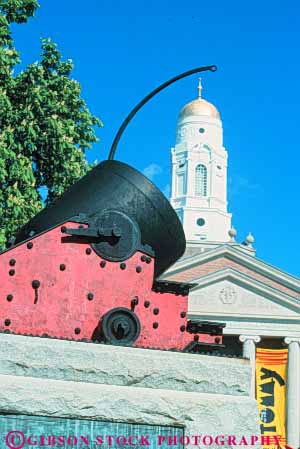 Stock Photo #9252: keywords -  antique bushnell canon canons cities city connecticut england hartford historic memorial new old town towns vert vintage