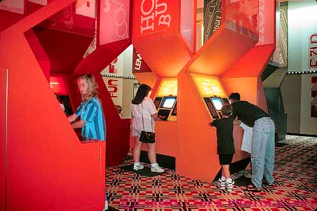 Stock Photo #18065: keywords - children city colorful computer computers economics enterprise exhibits hands horz interact interacting interactive interacts modern museum museums oklahoma people person science square