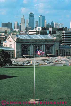 Stock Photo #7747: keywords -  america architecture building buildings business center cities city cityscape cityscapes downtown high kansas missouri office rise skyline skylines urban usa vert