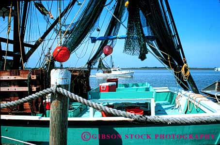 Stock Photo #6078: keywords -  bay boat boats dock fish fishing georgia green horz island jekyll maritime net ocean river ship shore vessel water yacht