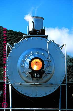 Stock Photo #1622: keywords -  blue california engi excursion goose industry locomotive railroad shipping steam train transportation vert yreka