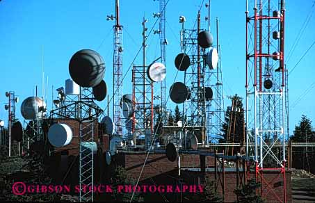 Stock Photo #2991: keywords -  antenna array broadcast center cluster clutter communicate electronic equipment horz industry many metal network receive reception technology telecommunicate telecommunications