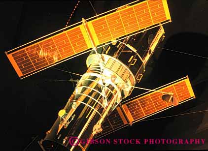 Stock Photo #3056: keywords - astronomy collect examine horz hubbell light mission model observatory outer research science sight space stars study technology telescope vision