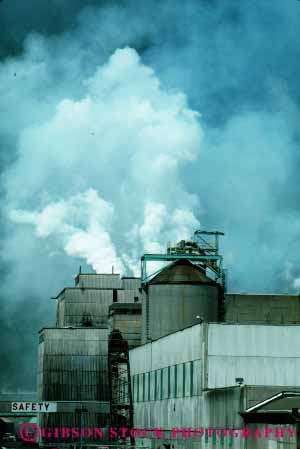 Stock Photo #3196: keywords -  air cloud discharge emission exhaust factory industrial industry moisture pollution release sky stack steam vent vert waste