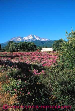 Stock Photo #3215: keywords -  blur california camp camper convenient highway home motion motor mount movement recreational rv shasta travel vacation vehicle vert