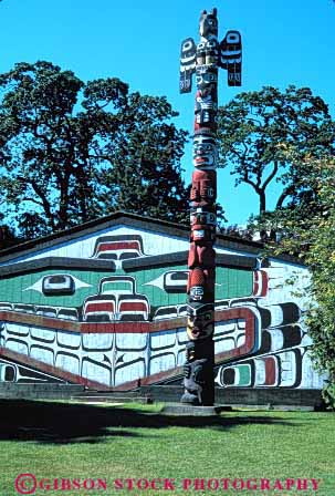 Stock Photo #4176: keywords -  american canada carve craft decorate indian native paint park pole symbol thunderbird totem vert victoria wood worship