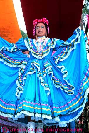 Stock Photo #4747: keywords -  blue celebrate celebrating celebration cinco color colorful colors coordinate coordinated costume culture dance dancer dancers dancing de diego display dress ethnic event festival flamenco heritage mayo mexican mexico minority move movement music musical perform performance performers performing practice routine san show stage traditional vert woman