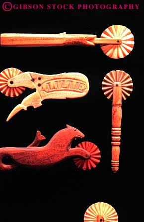 Stock Photo #4780: keywords -    americana antique art artifact bedford bone carve carved craft crafted craftsmanship create display etch handmade historic history ivory museum new old product rare tradition traditional utensils valuable vert vintage whale whaling