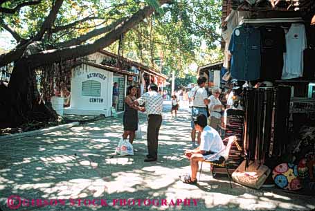 Stock Photo #5011: keywords -  air buy commerce cuale display economics economy ethnic foreign hispanic horz market markets mercado merchandise mexico open outdoor outside promote puerto retail retailing rio sell seller sells show trade vallarta